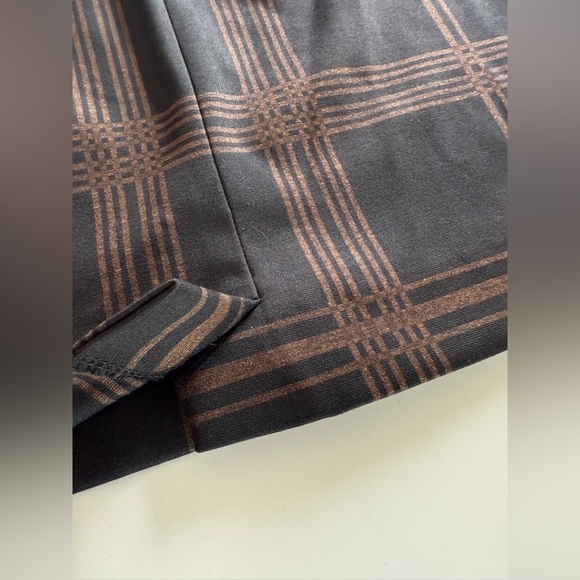 Halogen-Black and Brown-Plaid Mini Skirt-Fall-Classic-Preppy-Size S - Picture 2 of 10